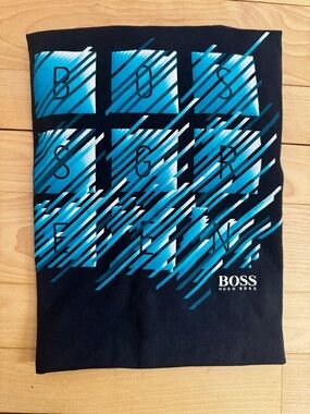 Hugo Boss Graphic Tee with Blue Geometric Print